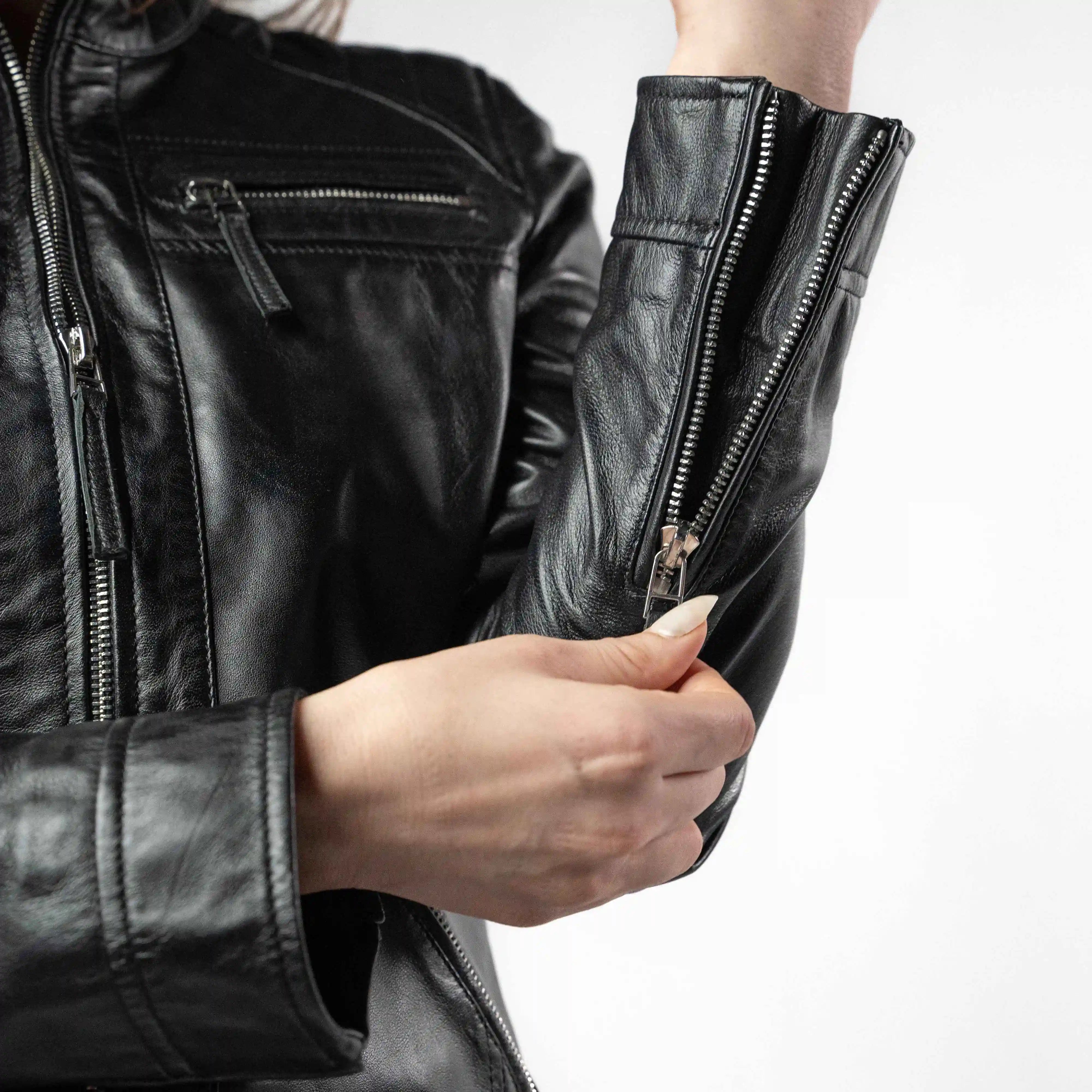 Caterina (Black)  nyzvwx-zf.myshopify.com